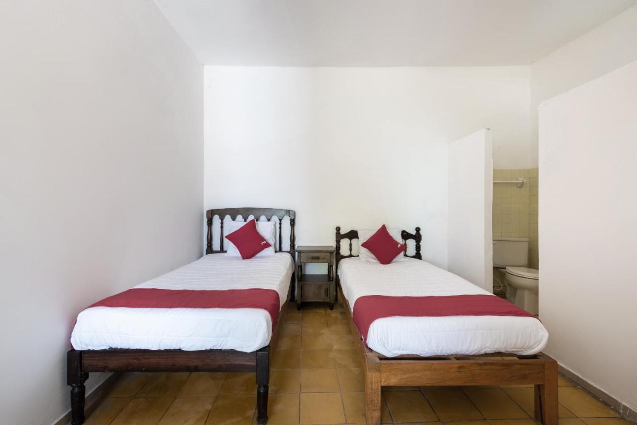 Oyo Hotel Las Palmas Cuyutlan 만사니요 외부 사진