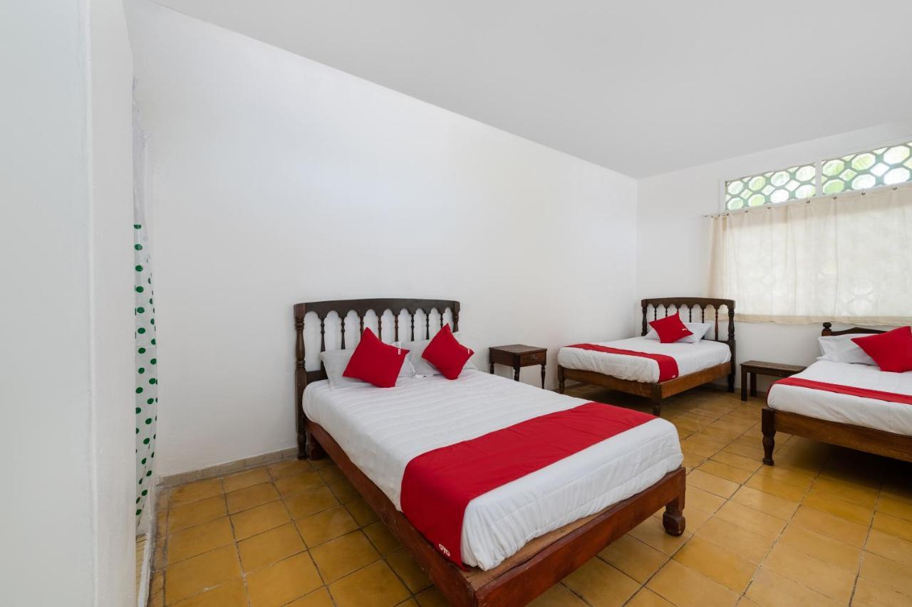 Oyo Hotel Las Palmas Cuyutlan 만사니요 외부 사진