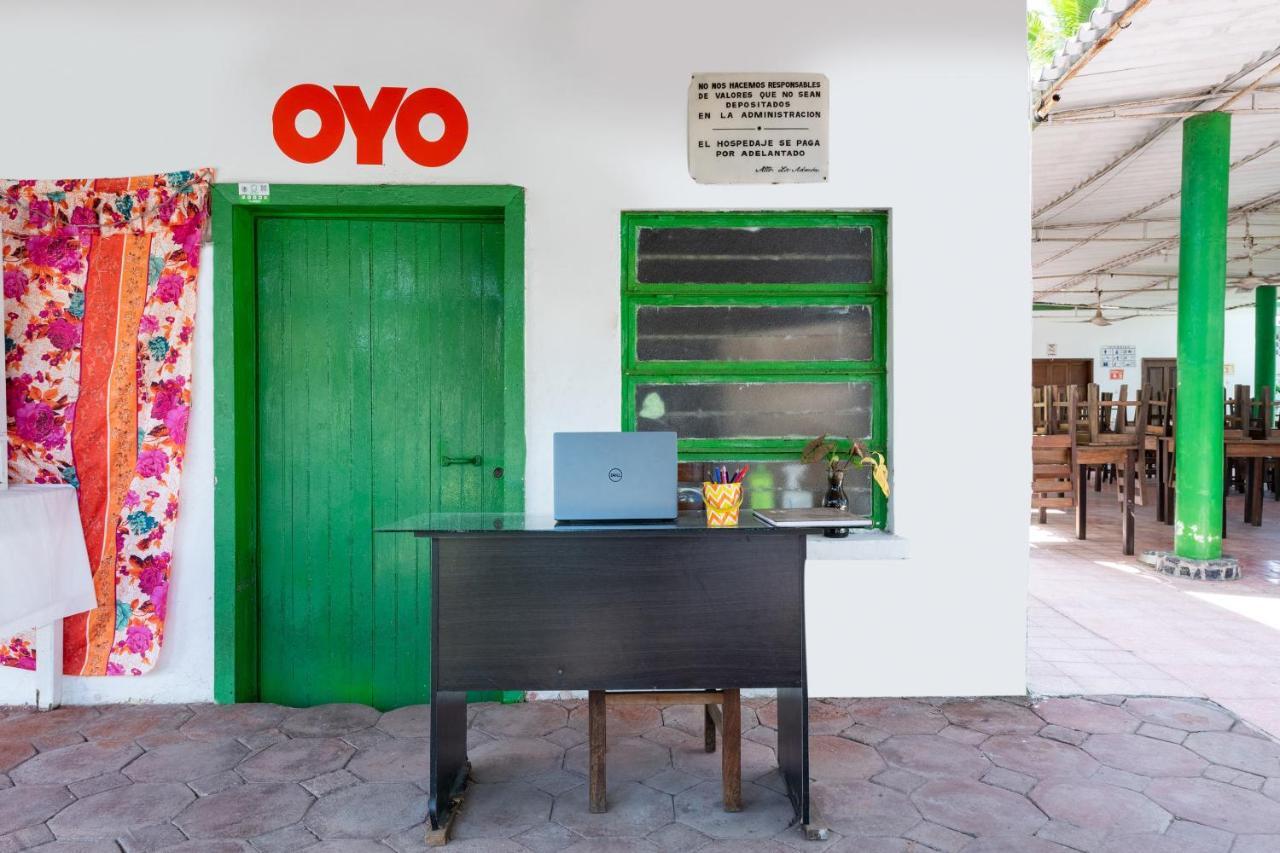 Oyo Hotel Las Palmas Cuyutlan 만사니요 외부 사진