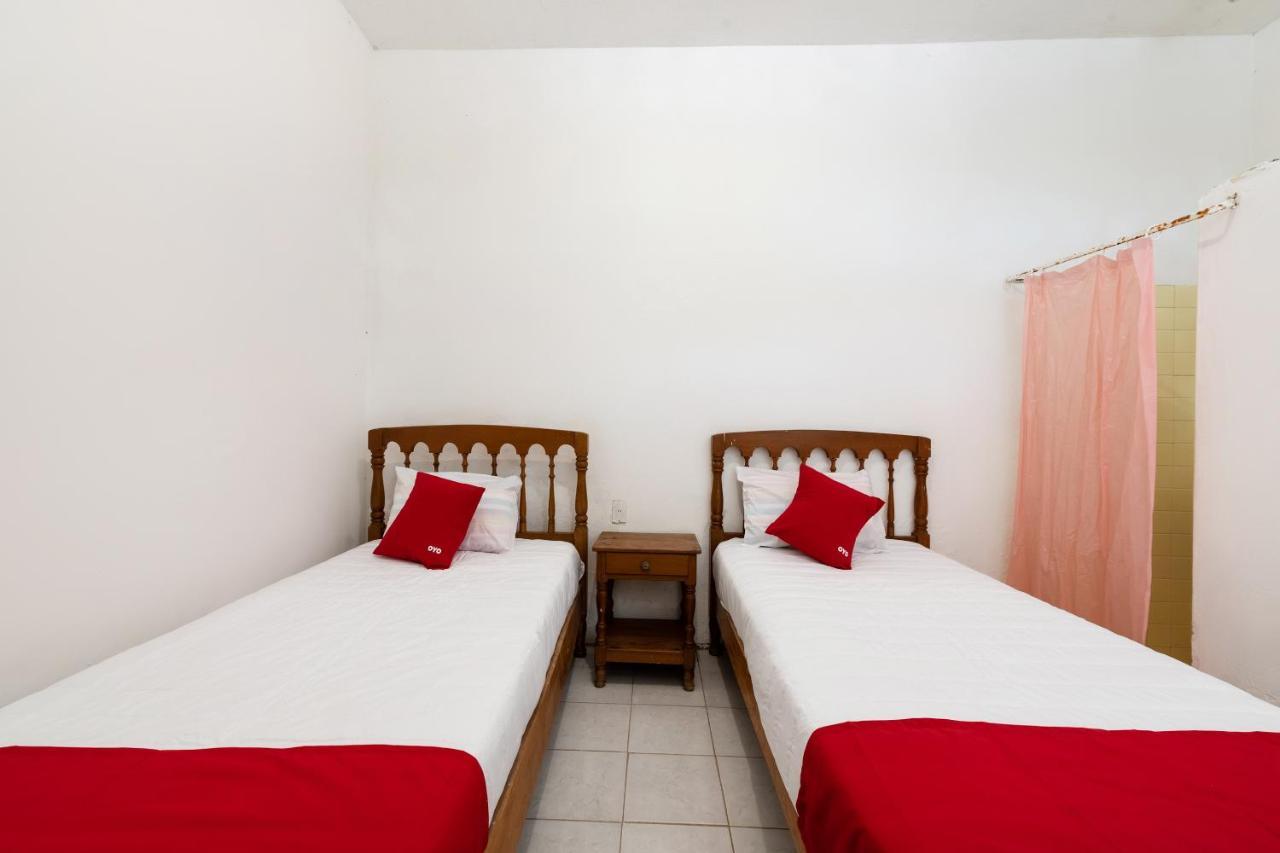 Oyo Hotel Las Palmas Cuyutlan 만사니요 외부 사진