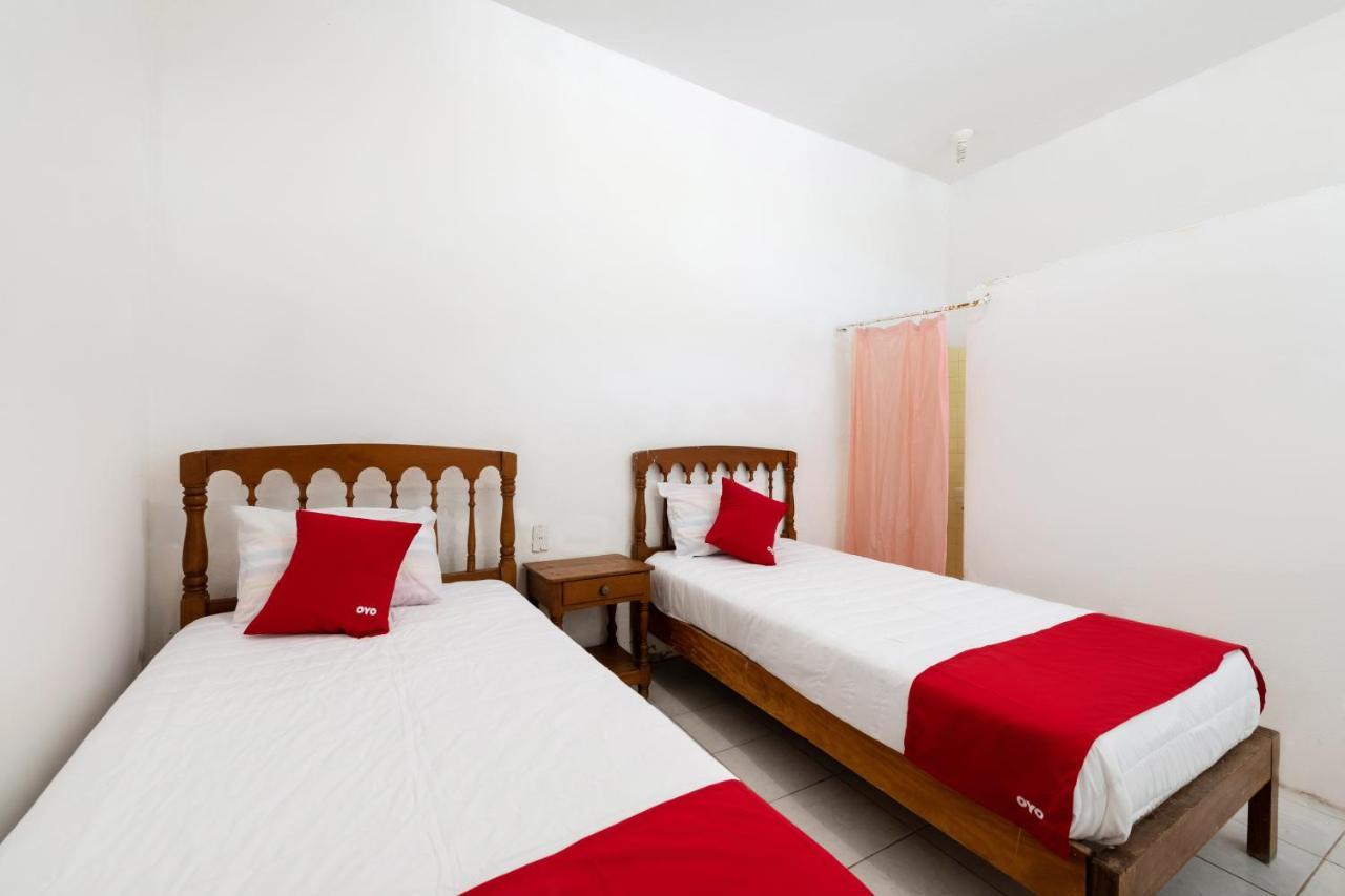 Oyo Hotel Las Palmas Cuyutlan 만사니요 외부 사진