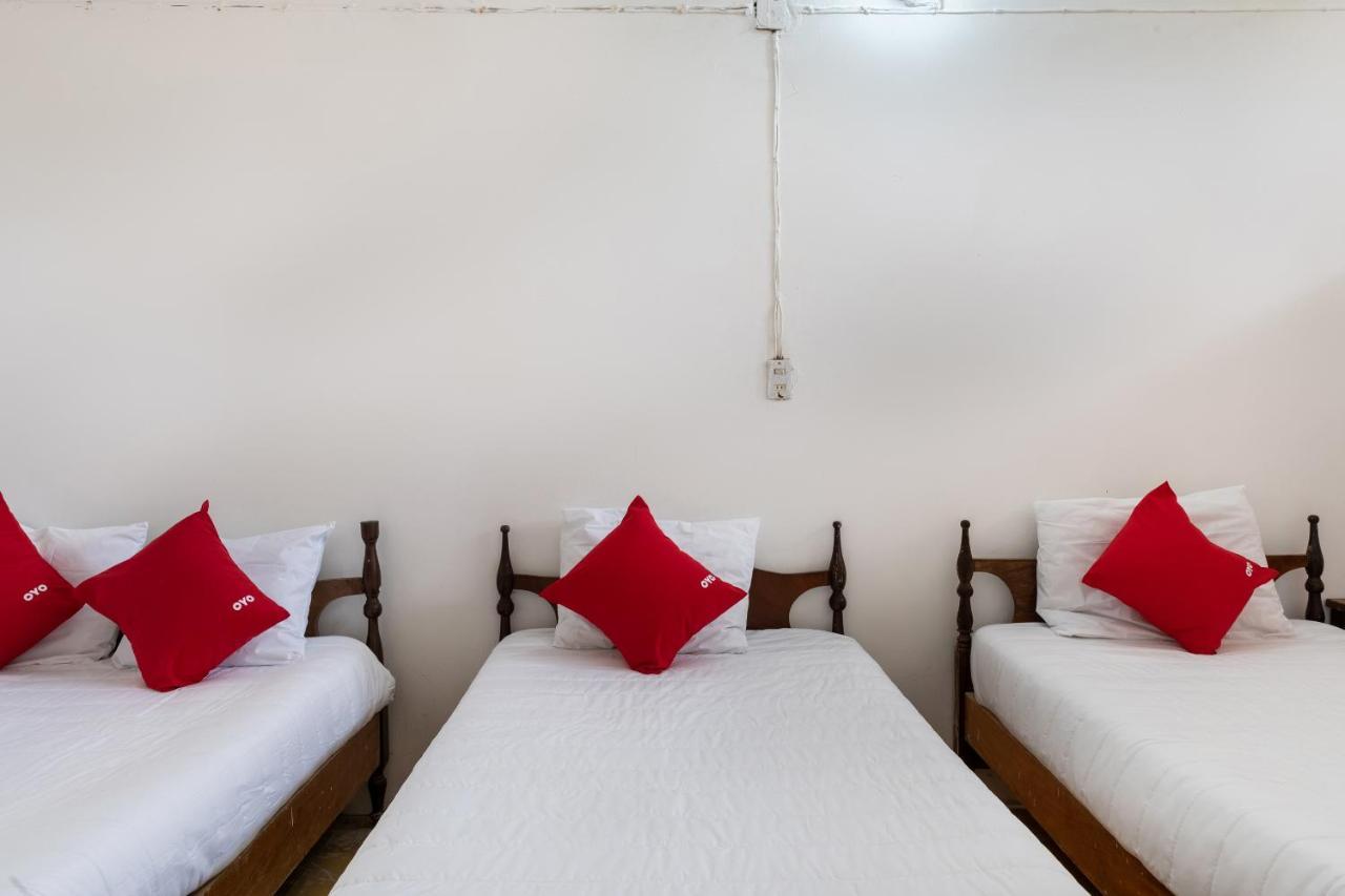 Oyo Hotel Las Palmas Cuyutlan 만사니요 외부 사진